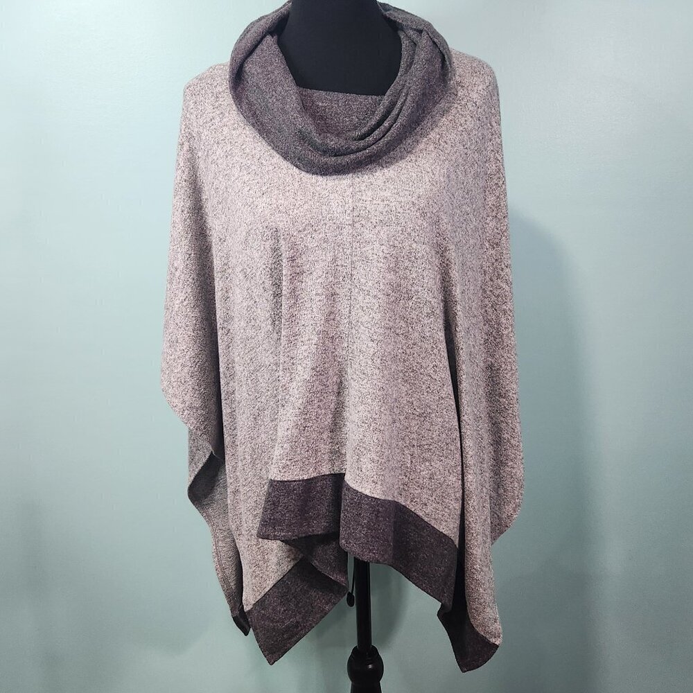White House Black Market Poncho.  Lot E